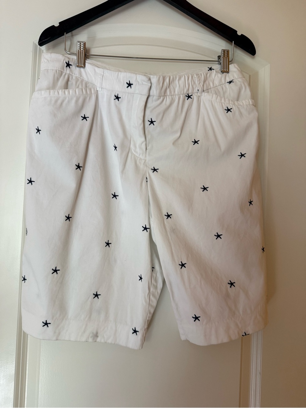 Charter Club White Women’s Star-Embroidered Flat Front Shorts Size 12